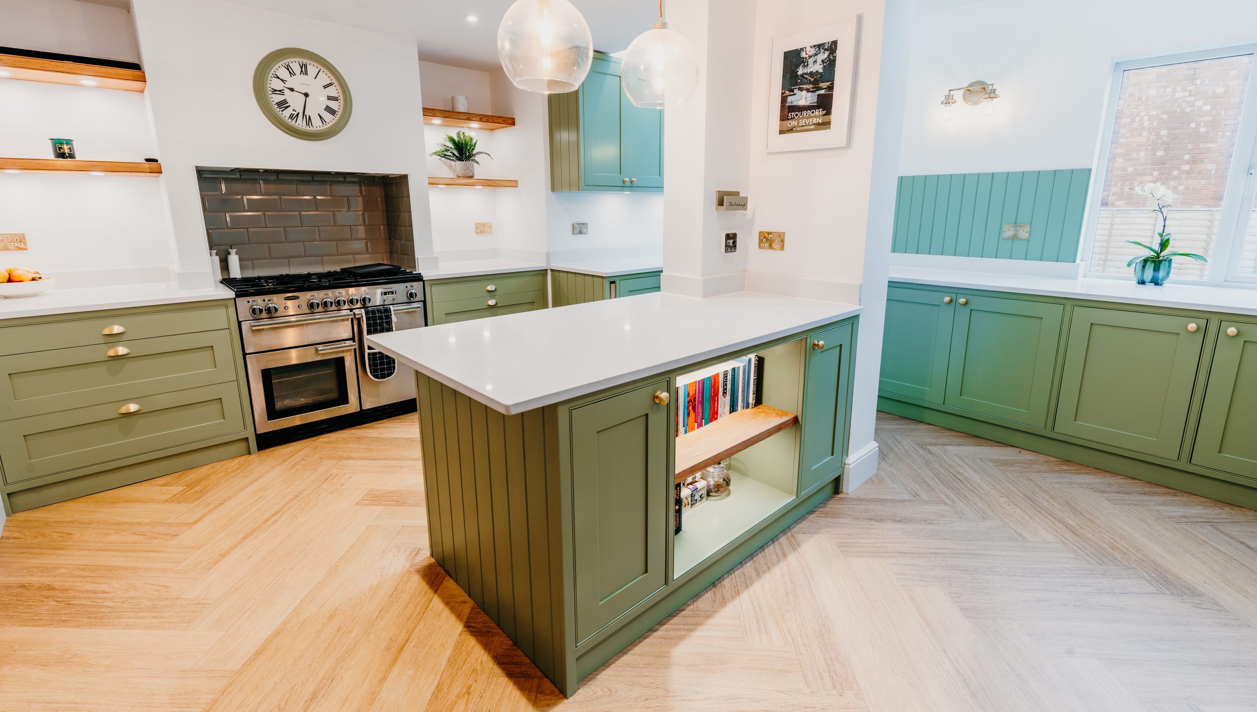 Framed shaker kitchen